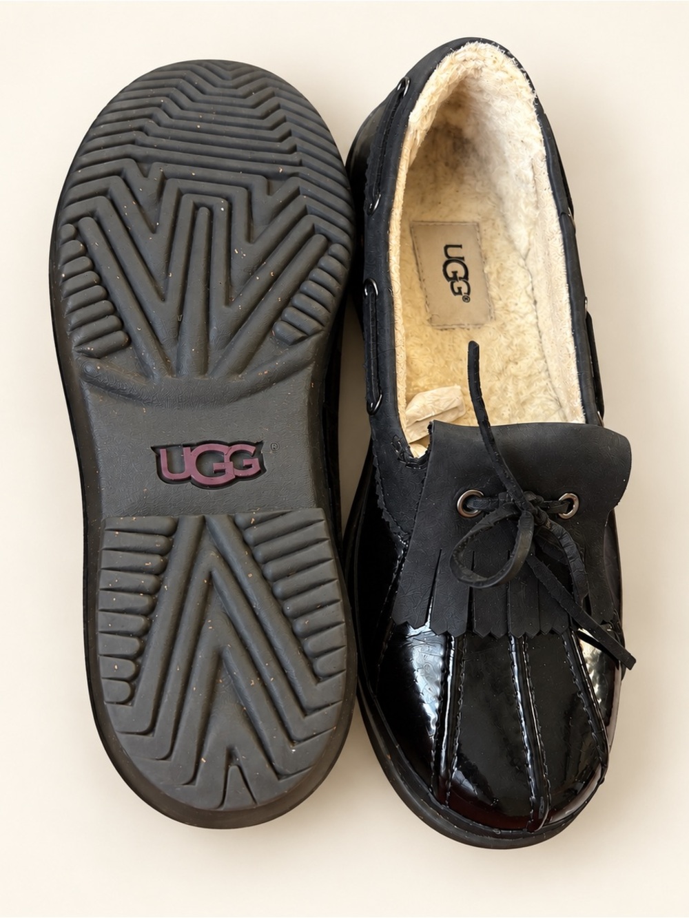 UGG Women’s Black Patent Toe Sheepskin Lined Back Lace Bow Loafers Fits 8-8.5